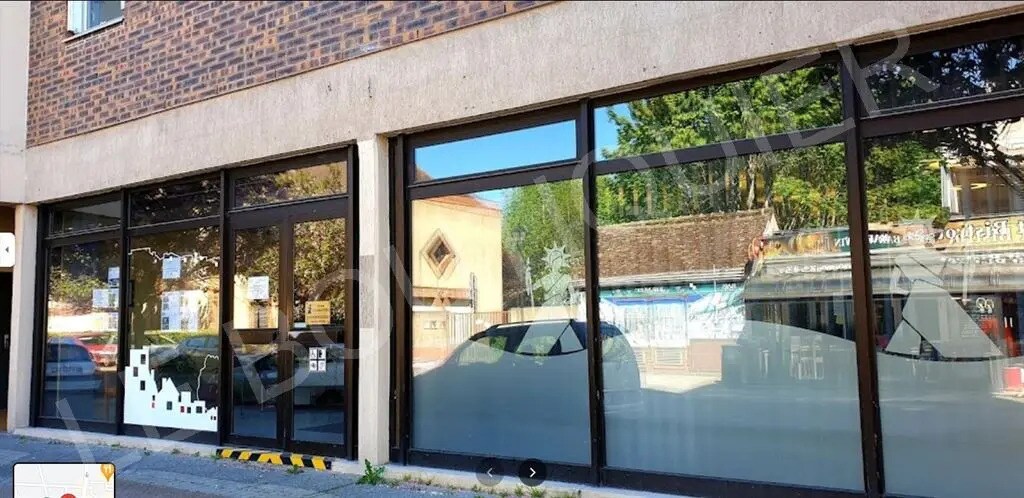 Local commercial dans Montereau-Fault-Yonne à vendre Photo de l’immeuble– Image 1 sur 3