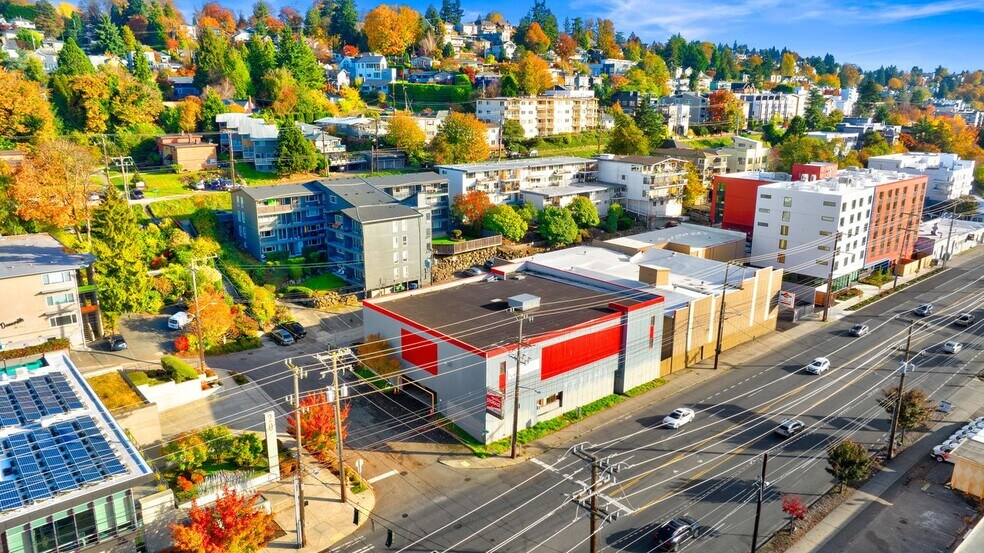 2656 15th Ave, Seattle, WA à vendre - Photo de l’immeuble – Image 2 sur 6