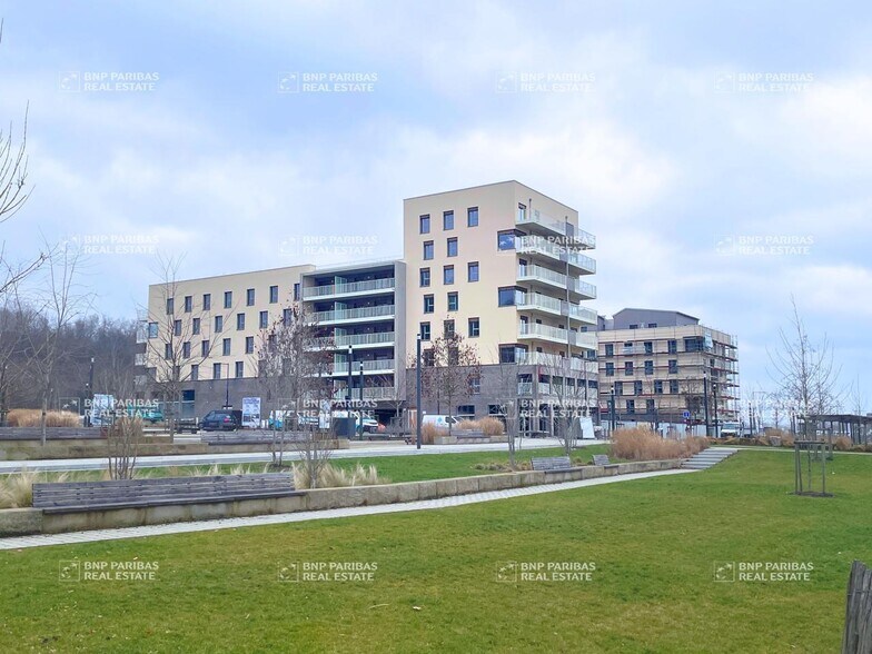 Bureau dans Villerupt à vendre - Photo de l’immeuble – Image 1 sur 14