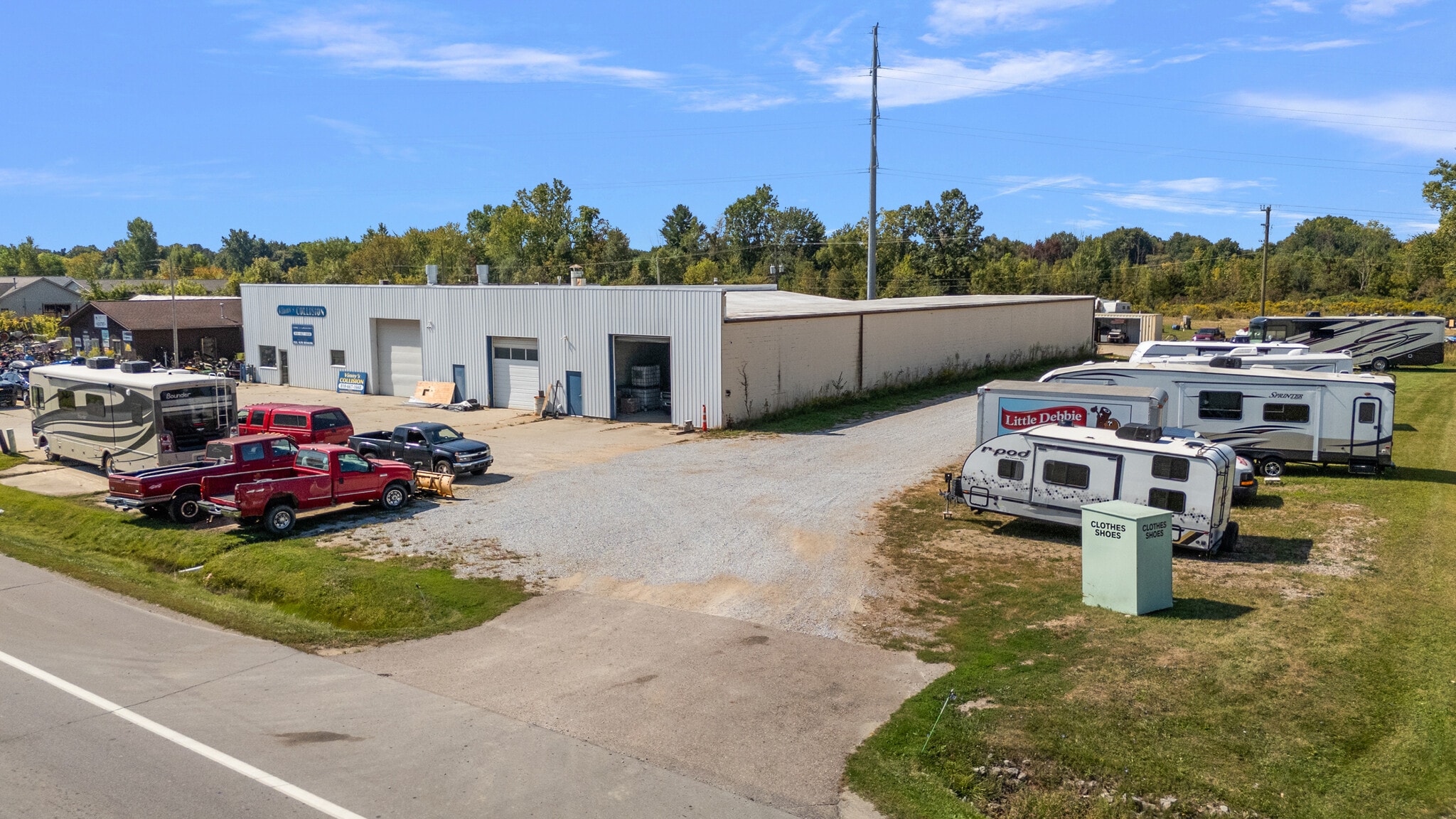 2025 N Lapeer Rd, Lapeer, MI à louer Photo intérieure– Image 1 sur 9