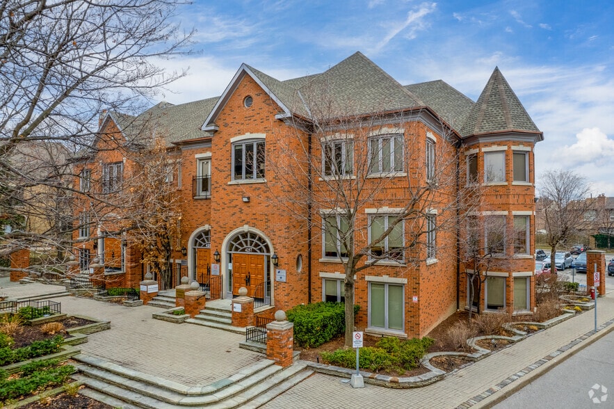 4259-4261 Sherwoodtowne Blvd, Mississauga, ON à louer - Photo principale – Image 1 sur 5