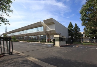 Plus de détails pour 18455 S Figueroa St, Gardena, CA - Local d'activités à louer