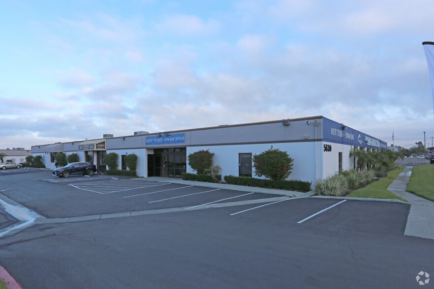 5630 Kearny Mesa Rd, San Diego, CA à louer - Photo principale – Image 1 sur 9