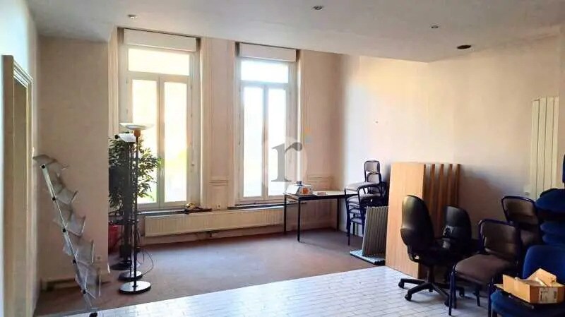Bureau dans Roubaix à louer - Photo de l’immeuble – Image 3 sur 5