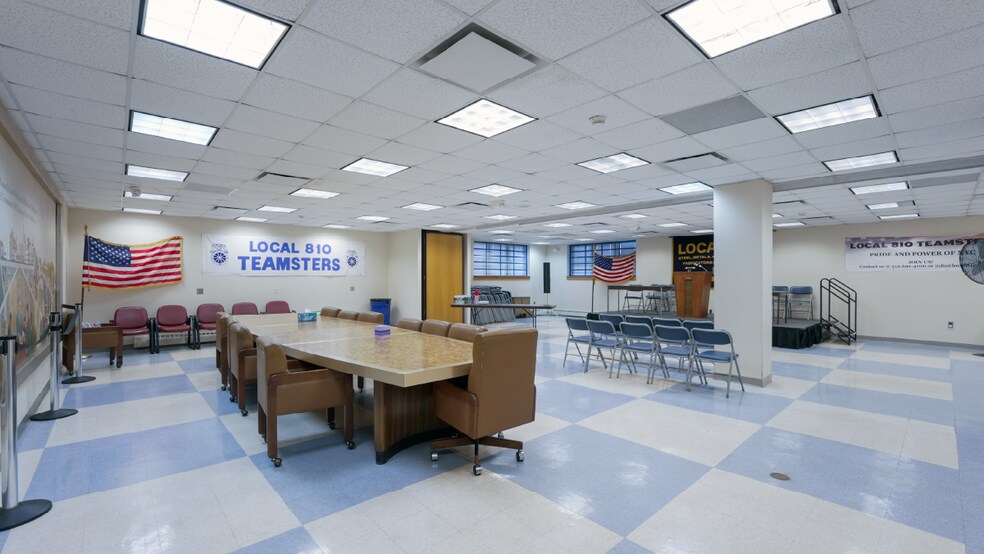 2409 38th Ave, Long Island City, NY à louer - Photo intérieure – Image 2 sur 6