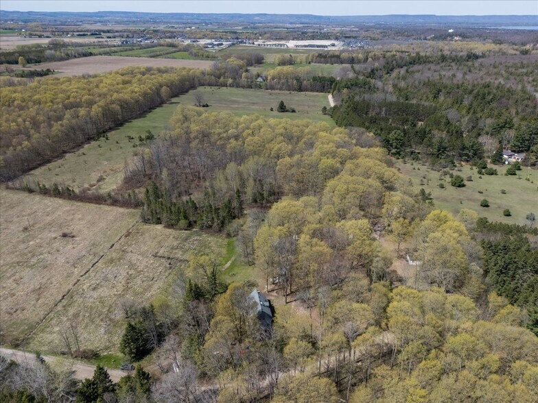 174 Freethy Rd, Wasaga Beach, ON à vendre - Aérien – Image 2 sur 23