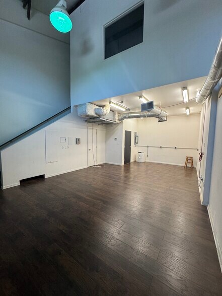 367 N Clarendon Ave, Scottdale, GA à louer - Photo de l’immeuble – Image 3 sur 5