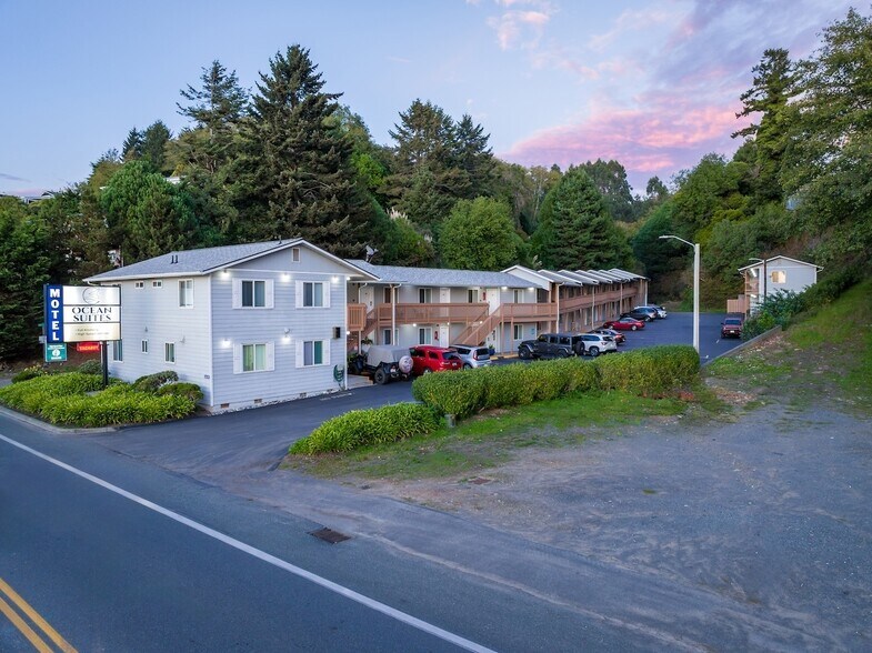 16045 Lower Harbor Rd, Brookings, OR à vendre - Photo de l’immeuble – Image 1 sur 15