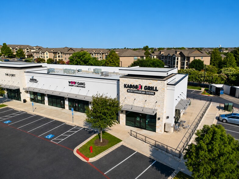 1900 University Blvd, Round Rock, TX à louer - Photo de l’immeuble – Image 2 sur 8