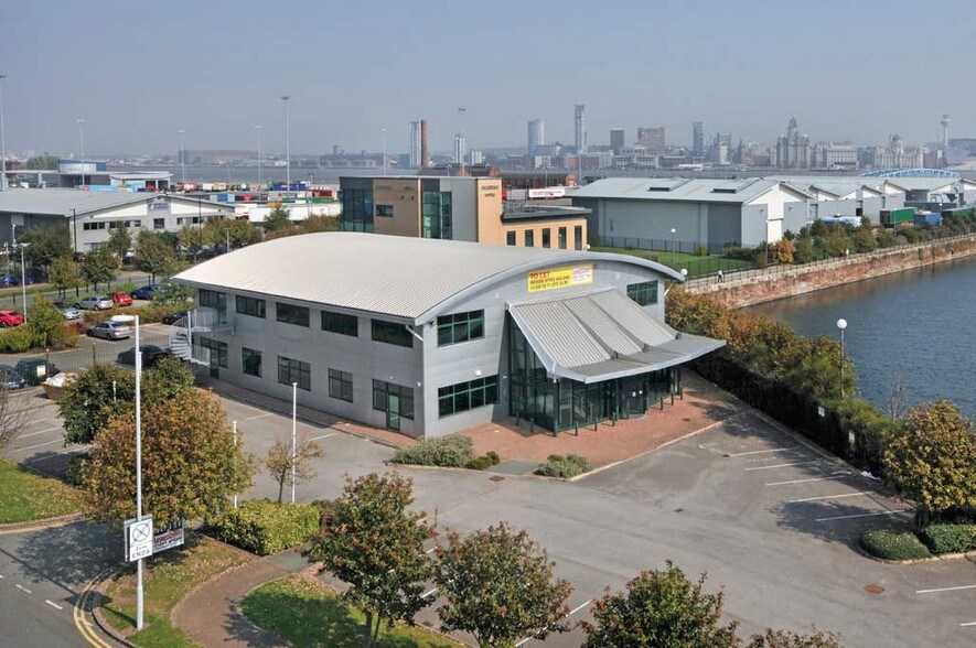 Egerton Whar, Birkenhead à vendre - Photo principale – Image 1 sur 4