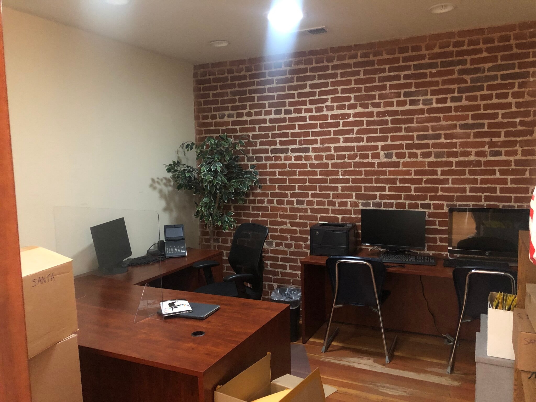 216 N 8th St, Santa Paula, CA à louer Photo intérieure– Image 1 sur 3