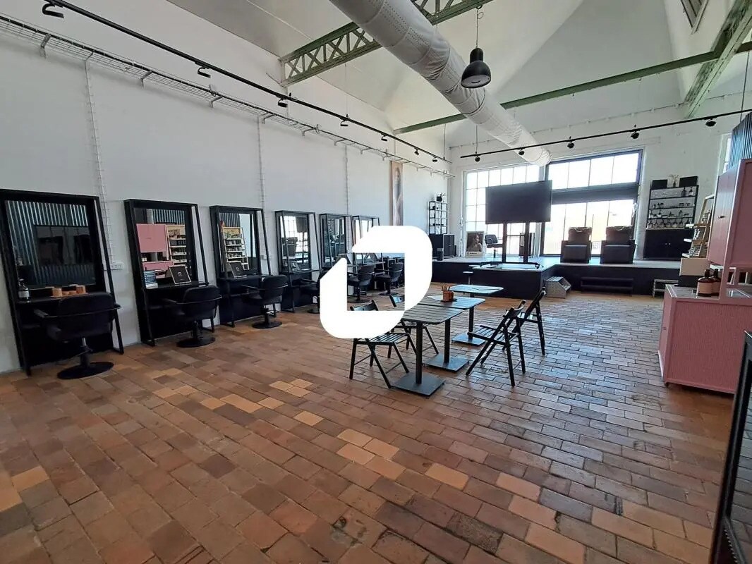 Bureau dans Roncq à louer Photo de l’immeuble– Image 1 sur 12