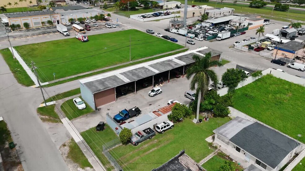 105 NE 1st Rd, Homestead, FL à vendre - Vidéo sur l’annonce professionnelle – Image 2 sur 52
