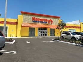 Navarro / CVS Corporate Guaranteed NN - Immobilier d'entreprise