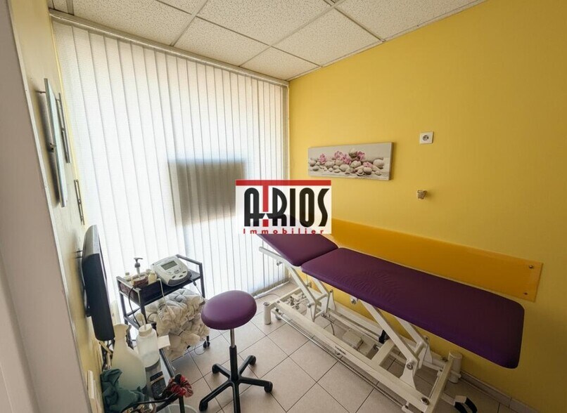 Bureau dans Hyeres à vendre - Photo intérieure – Image 3 sur 8