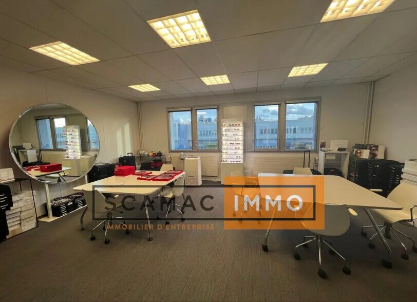 189 Rue D'Aubervilliers, Paris à louer - Photo de l’immeuble – Image 2 sur 7