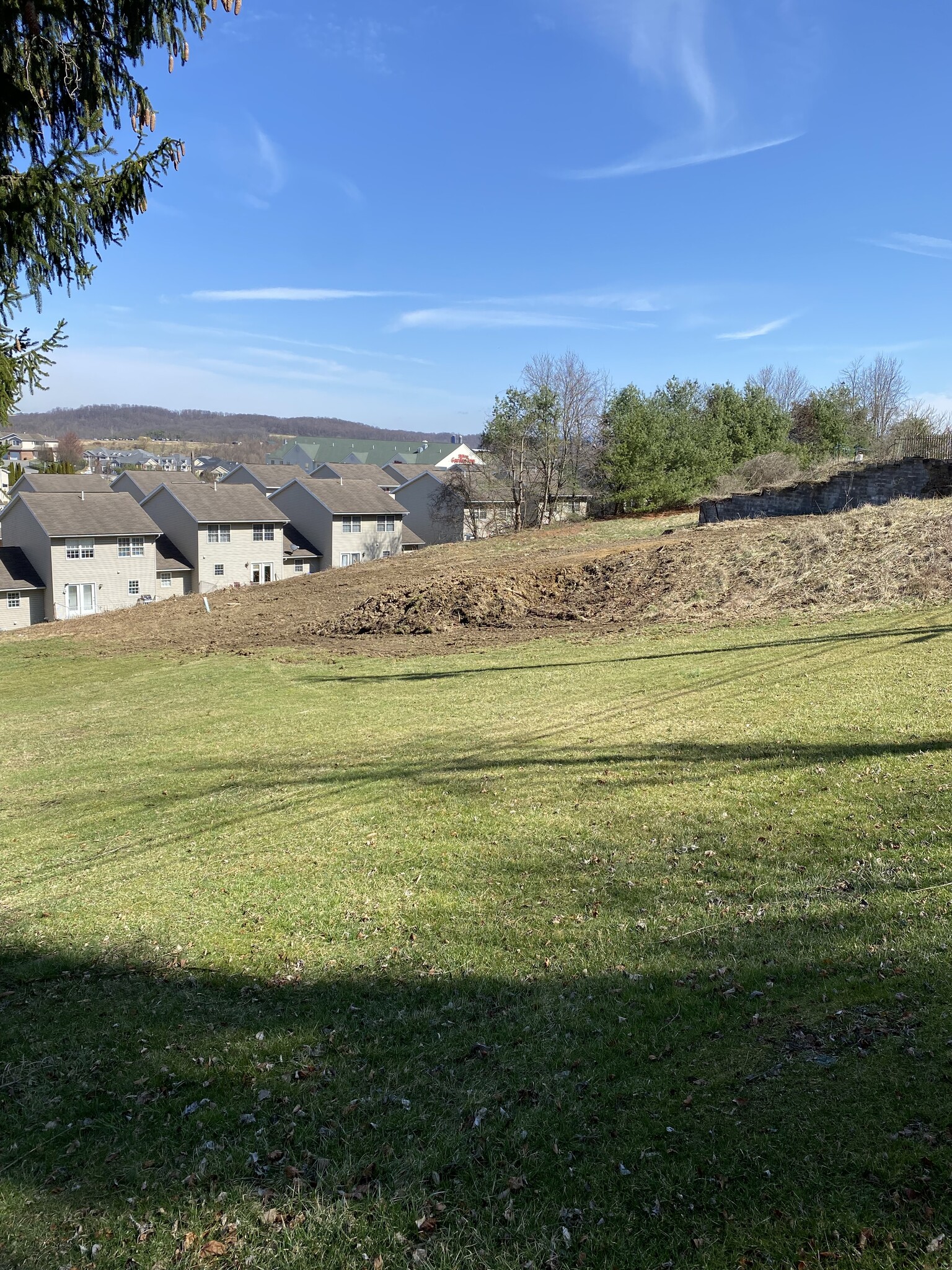 1008 Chestnut Ridge Rd, Morgantown, WV à vendre Photo de l’immeuble– Image 1 sur 4
