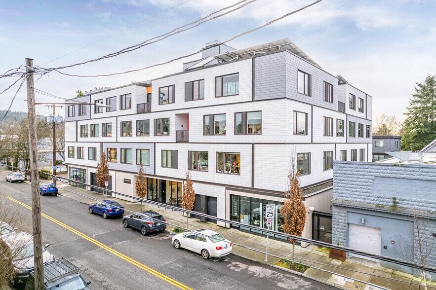 4252 SE Belmont St, Portland, OR à louer - Photo principale – Image 1 sur 14