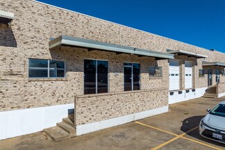 Plus de détails pour 3245-3309 Garden Brook Dr, Farmers Branch, TX - Industriel/Logistique à louer
