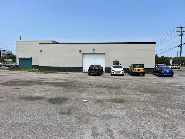555 Orchard Park Rd, West Seneca, NY à louer - Photo de l’immeuble – Image 1 sur 7