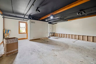 8 Glen Rd, West Lebanon, NH à louer Photo intérieure– Image 1 sur 3