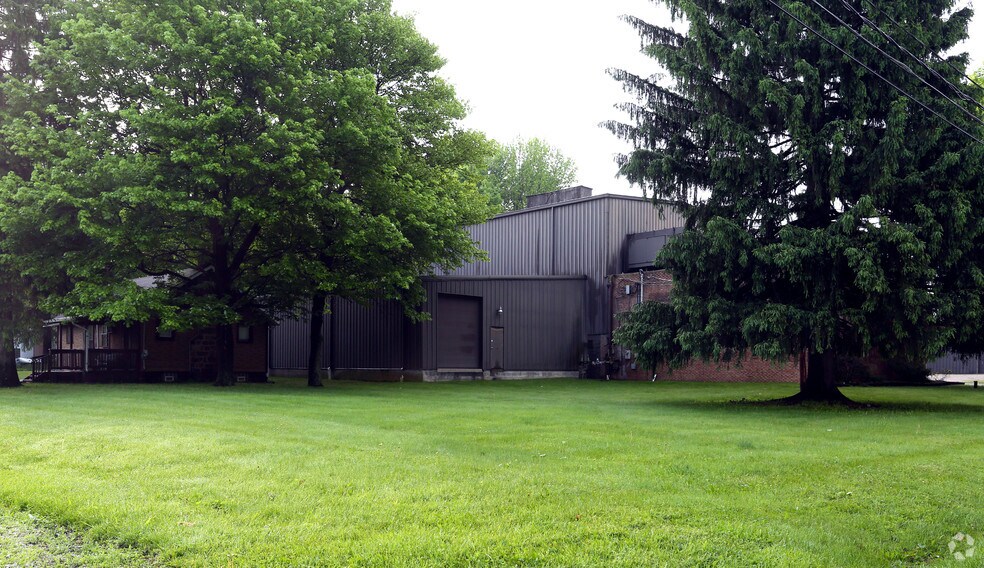181 Potomac Ave, Tallmadge, OH à vendre - Photo de l’immeuble – Image 2 sur 3