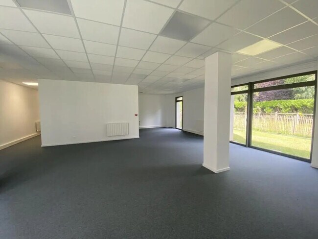 Plus de détails pour Bureau à louer