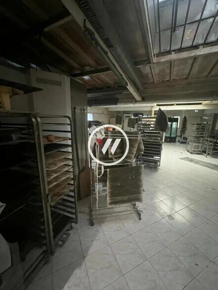 Local commercial dans Chelles à vendre - Photo intérieure – Image 3 sur 11