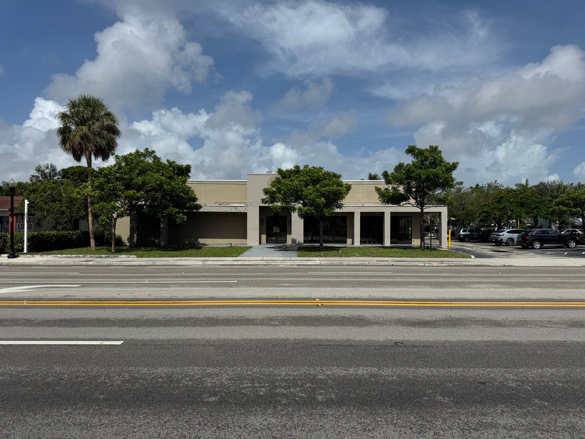 1722 N Federal Hwy, Hollywood, FL à louer Photo principale– Image 1 sur 20