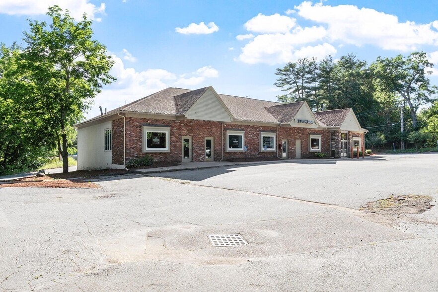 223 Groton Rd, Westford, MA à louer - Photo de l’immeuble – Image 3 sur 5