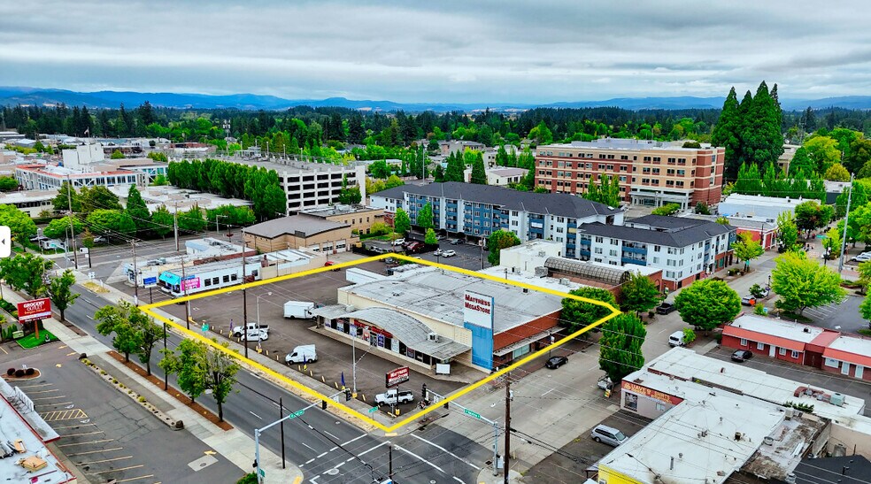 175 SE Baseline St, Hillsboro, OR à vendre - Photo de l’immeuble – Image 2 sur 18