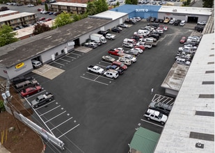 13940 - 13980 Tualatin Valley hwy, Beaverton, OR à louer Photo intérieure– Image 2 sur 31