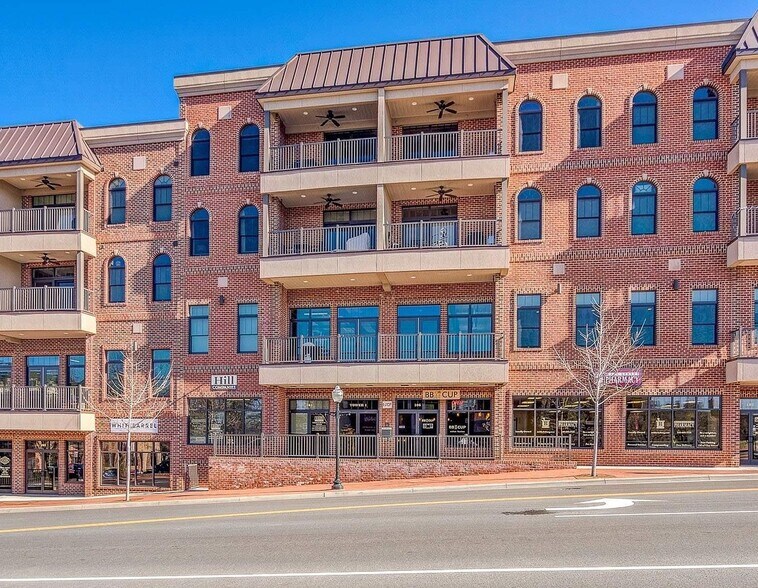 301 S Main St, Blacksburg, VA à louer - Photo de l’immeuble – Image 1 sur 4
