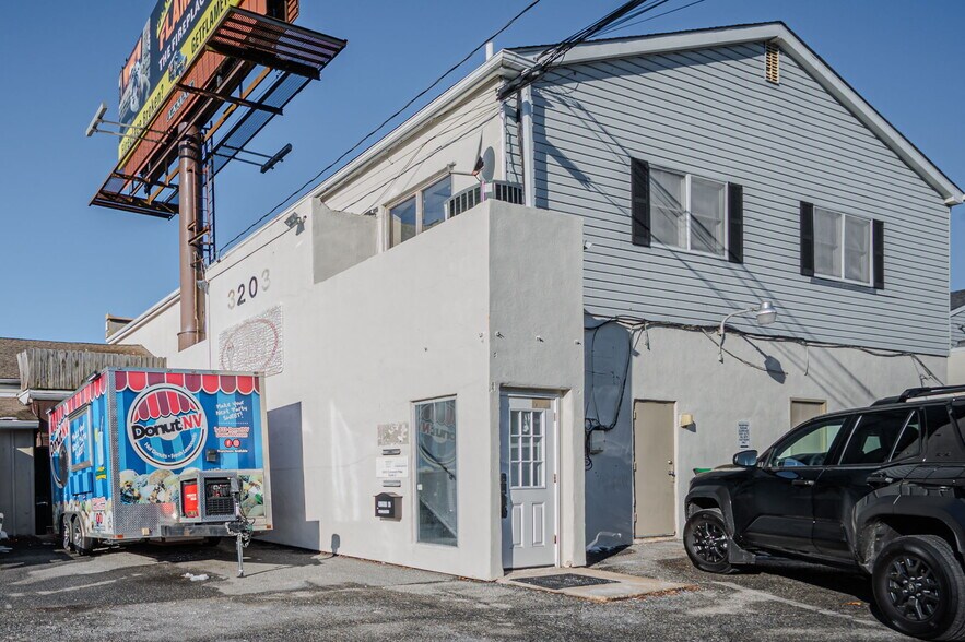 3201-3211 Concord Pike, Wilmington, DE à louer - Photo principale – Image 1 sur 22