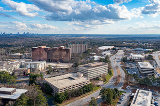 2500 Cumberland Pky SE, Atlanta, GA - VUE AÉRIENNE  vue de carte