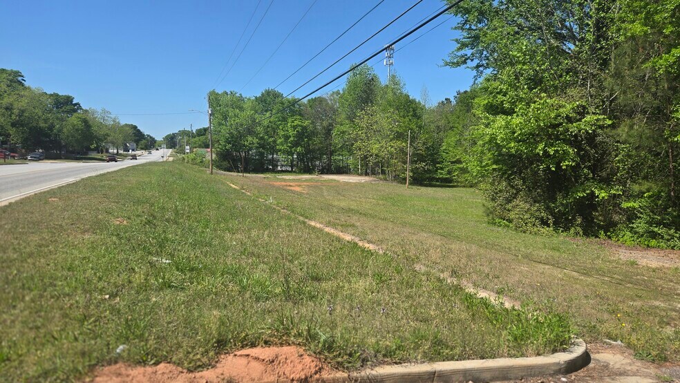 7115 Jackson Hwy, Covington, GA à vendre - Photo principale – Image 1 sur 6