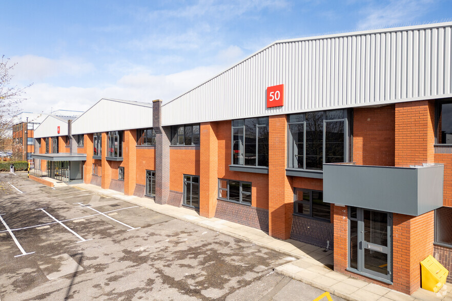419-420 Bridport Rd, Greenford à louer - Photo de l’immeuble – Image 3 sur 27