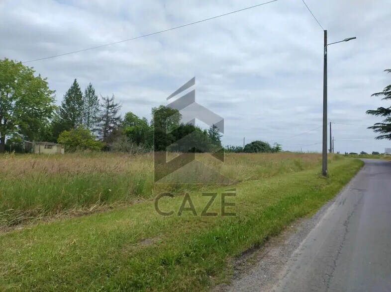 Terrain dans Les Billaux à vendre - Aérien – Image 3 sur 4