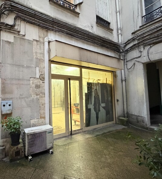 Bureau dans Paris à louer - Photo principale – Image 1 sur 8