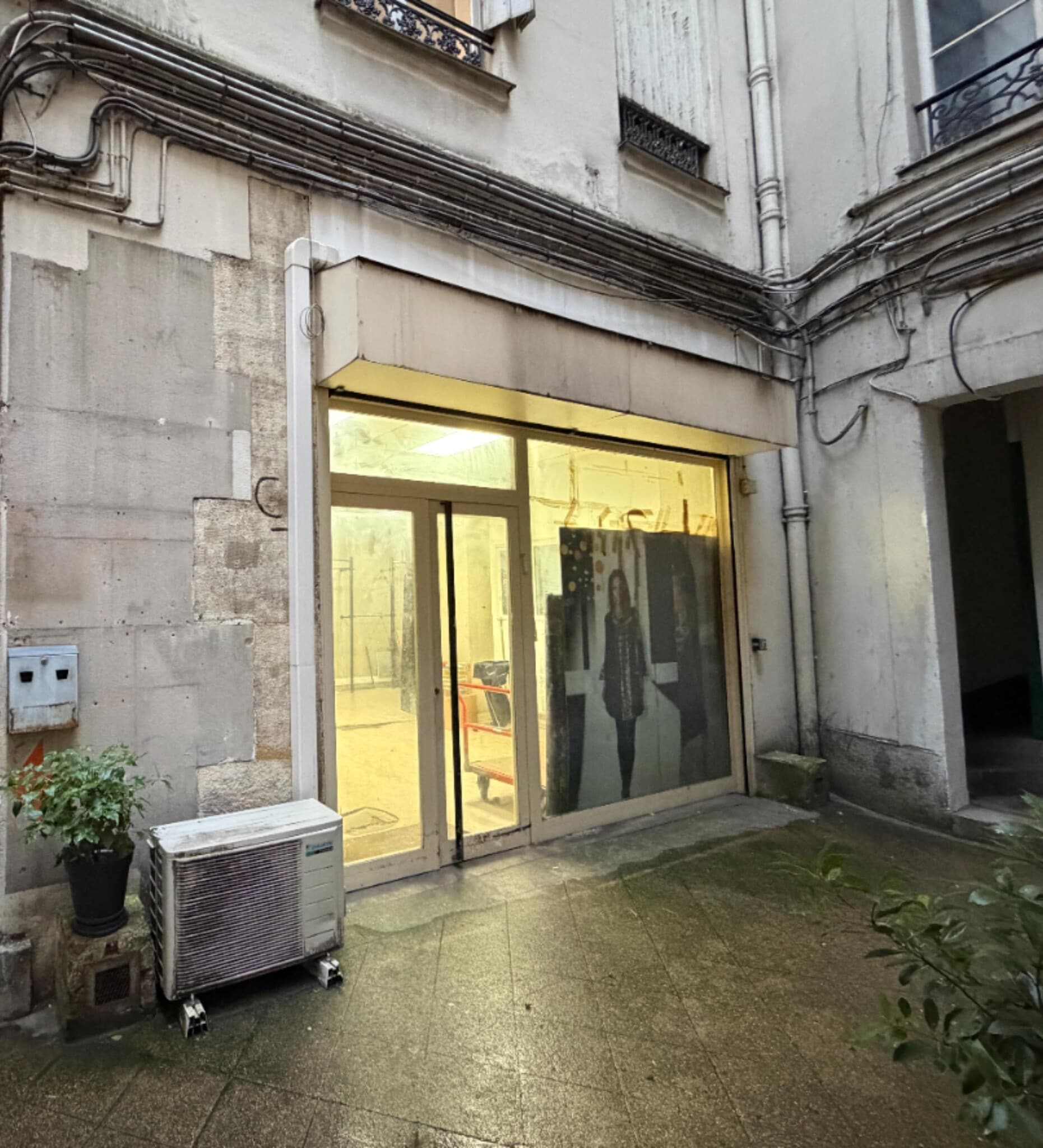 Bureau dans Paris à louer Photo principale– Image 1 sur 9