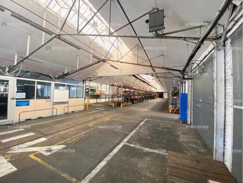 Industriel/Logistique dans Noyon à louer - Photo de l’immeuble – Image 2 sur 8
