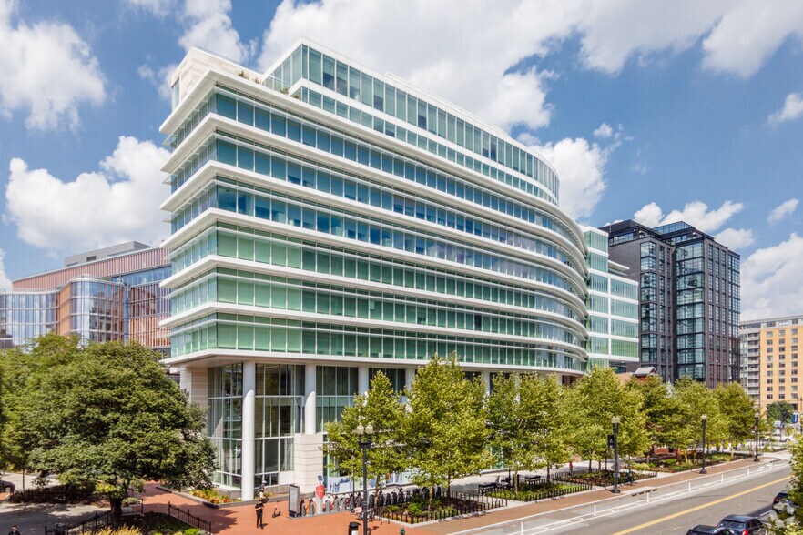 655 K St NW, Washington, DC à louer - Photo principale – Image 1 sur 14