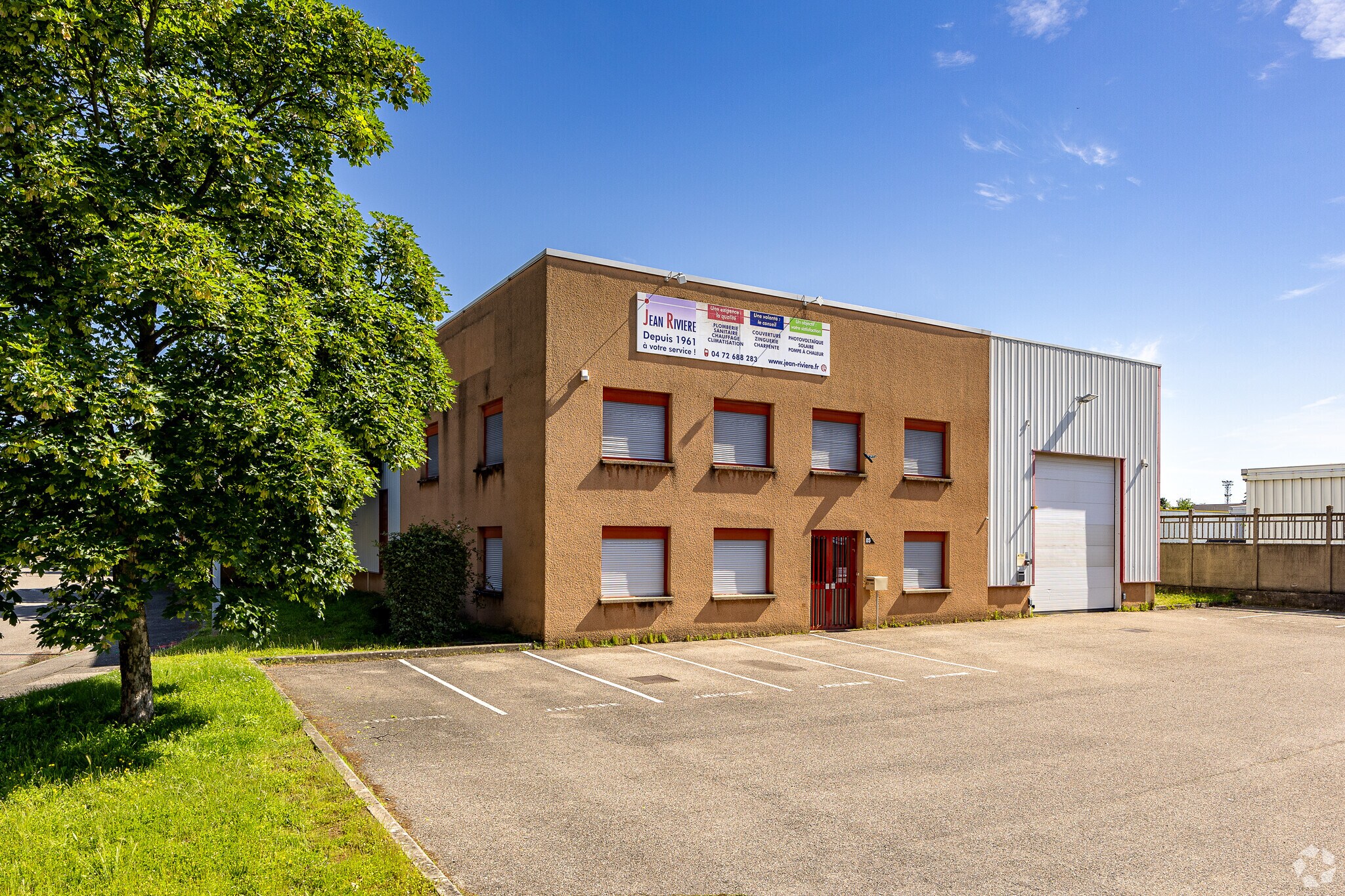 5 Allée Des Erables, Vénissieux à louer Photo principale– Image 1 sur 19