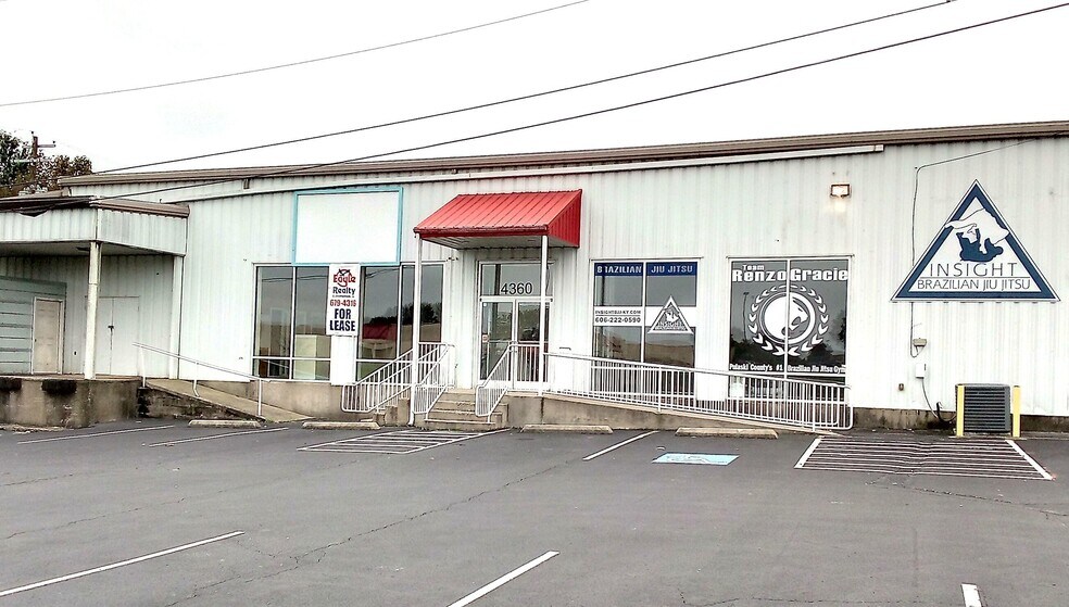 4360 S Highway 27, Somerset, KY à louer - Photo intérieure – Image 3 sur 5