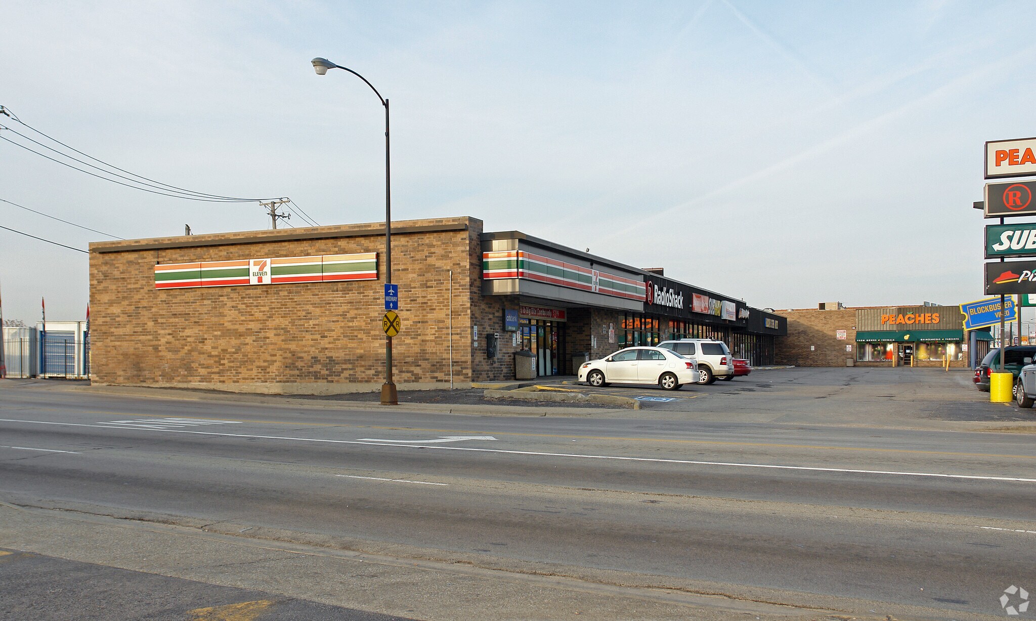 5893-5915 S Archer Ave, Chicago, IL à louer Photo de l’immeuble– Image 1 sur 12