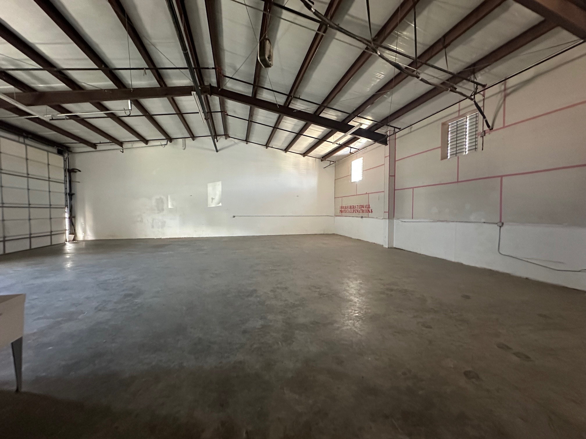 901 Eight Twenty Blvd, Fort Worth, TX à louer Photo intérieure– Image 1 sur 3