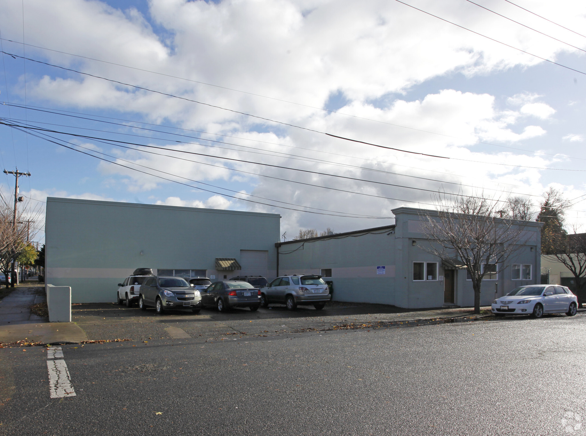 128 NE 7th Ave, Portland, OR à louer Photo principale– Image 1 sur 11