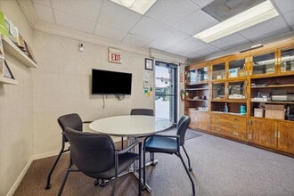 5711 Clarewood Dr, Houston, TX à louer Photo intérieure– Image 1 sur 9