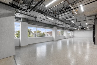5151 Rue De La Savane, Montréal, QC à louer Photo intérieure– Image 2 sur 13