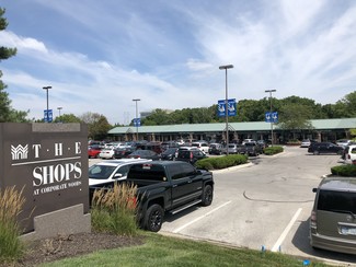 Plus de détails pour 9906-9950 College Blvd, Overland Park, KS - Local commercial à louer